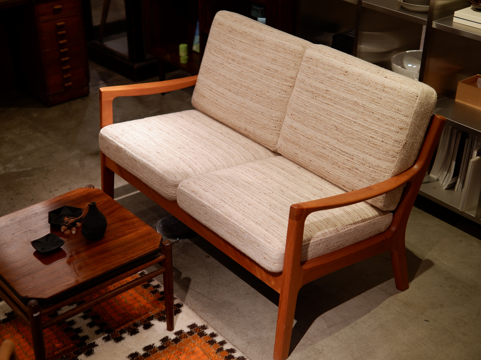 2s Sofa4