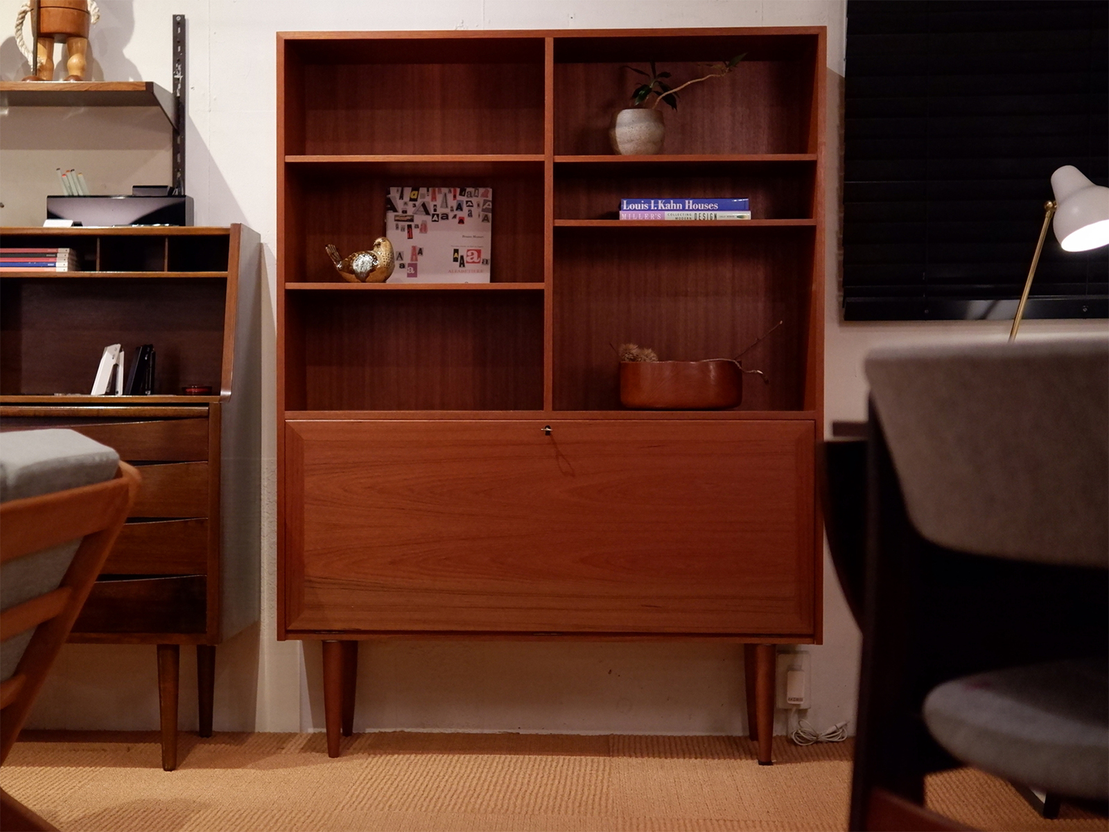 Book Case1