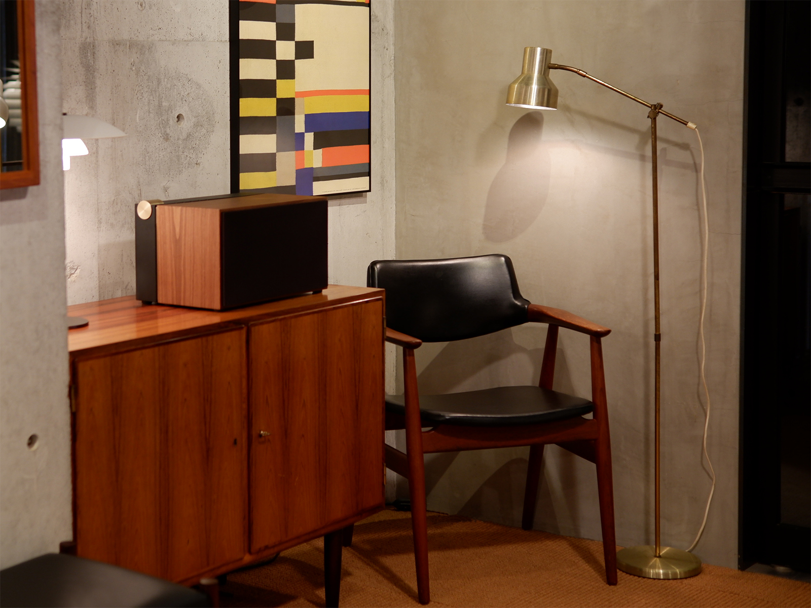Floor Lamp1