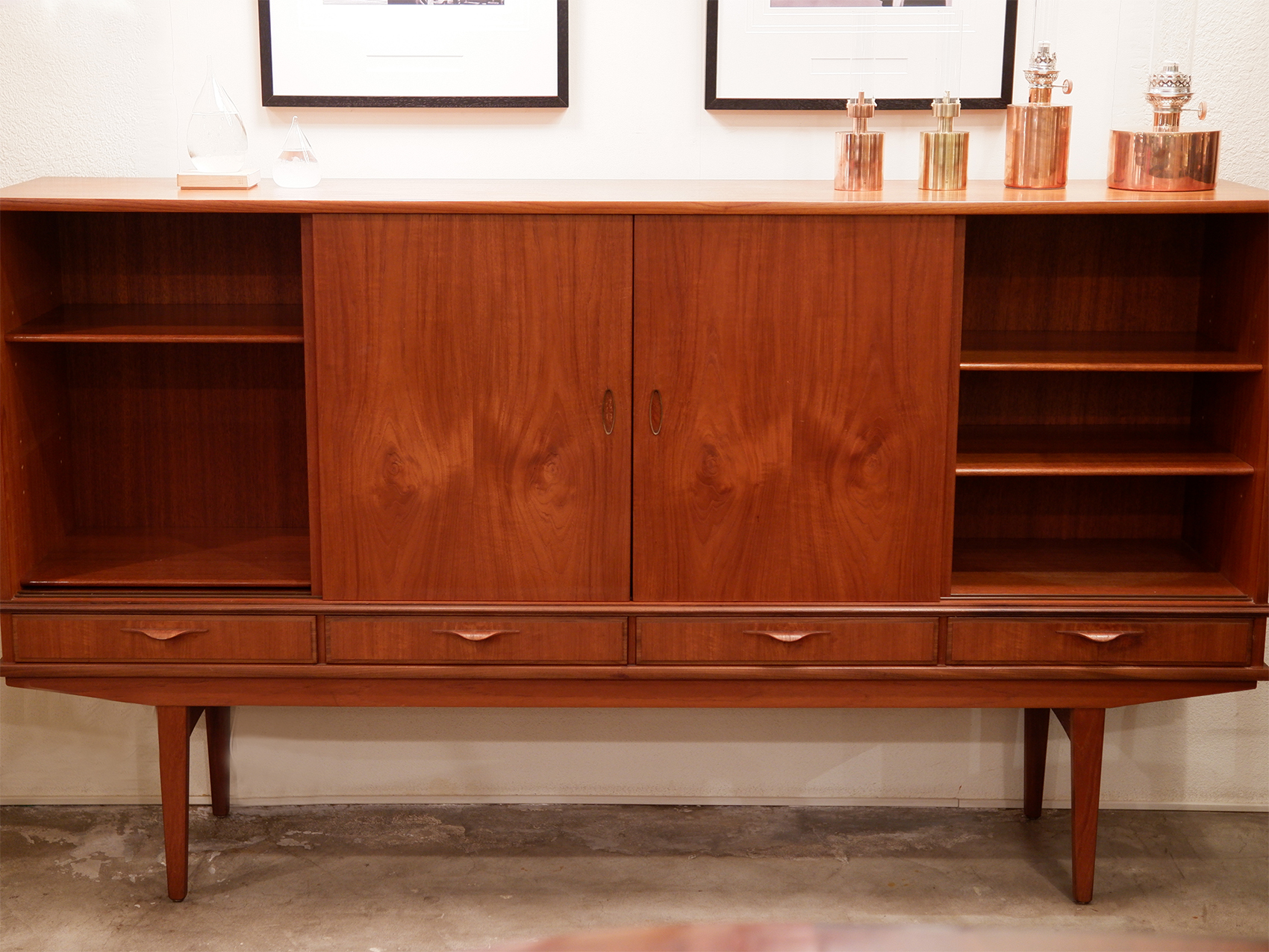 High Sideboard-4