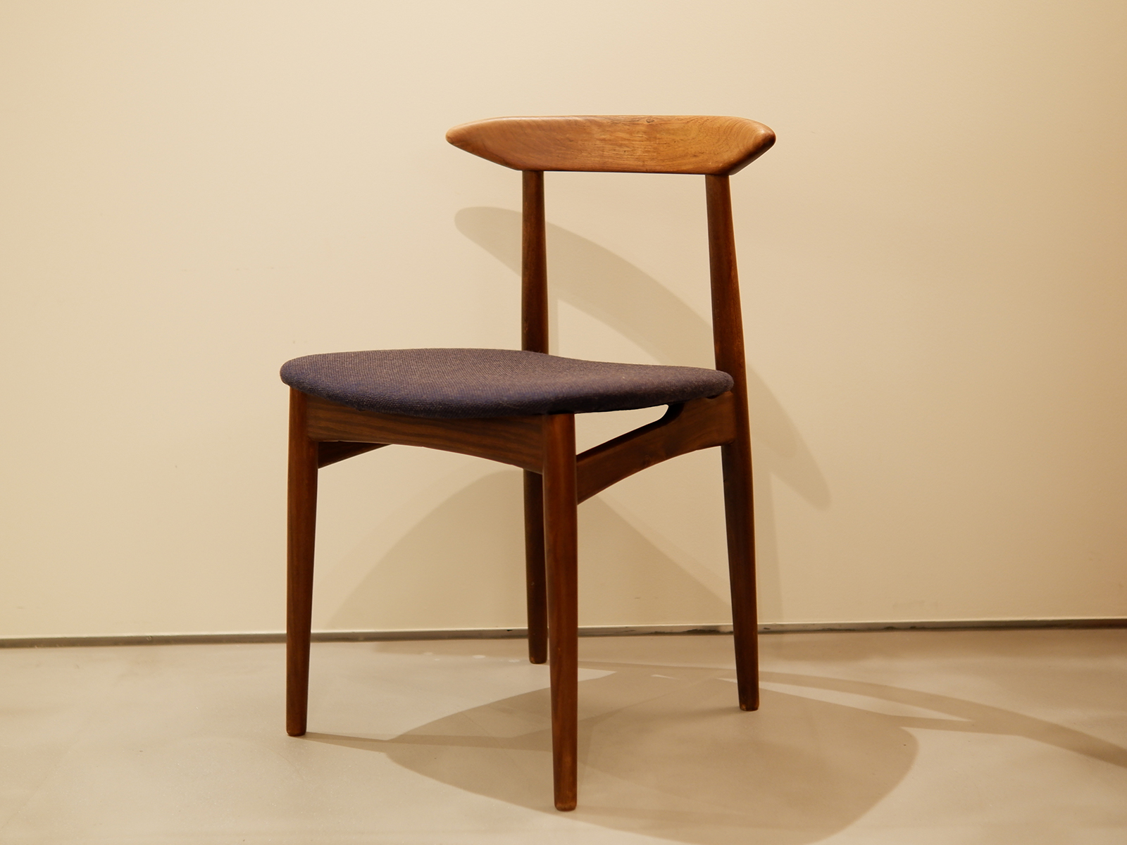 chair2