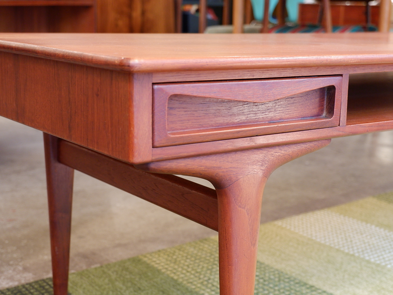 coffee table 3