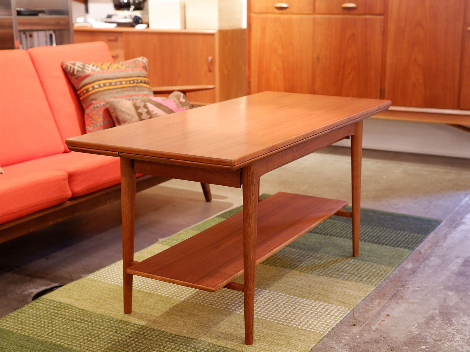 coffee table_5