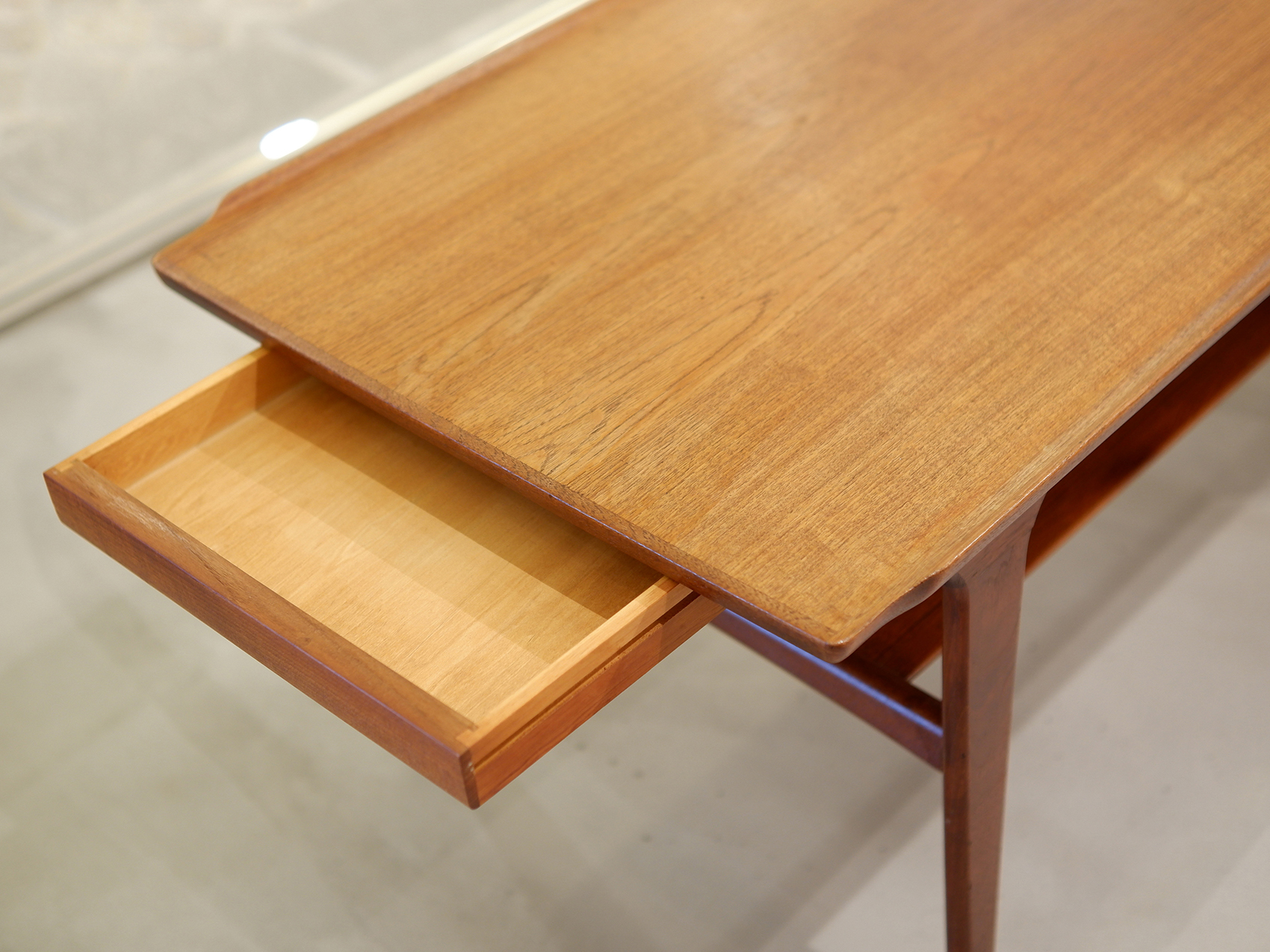 coffeetable-6
