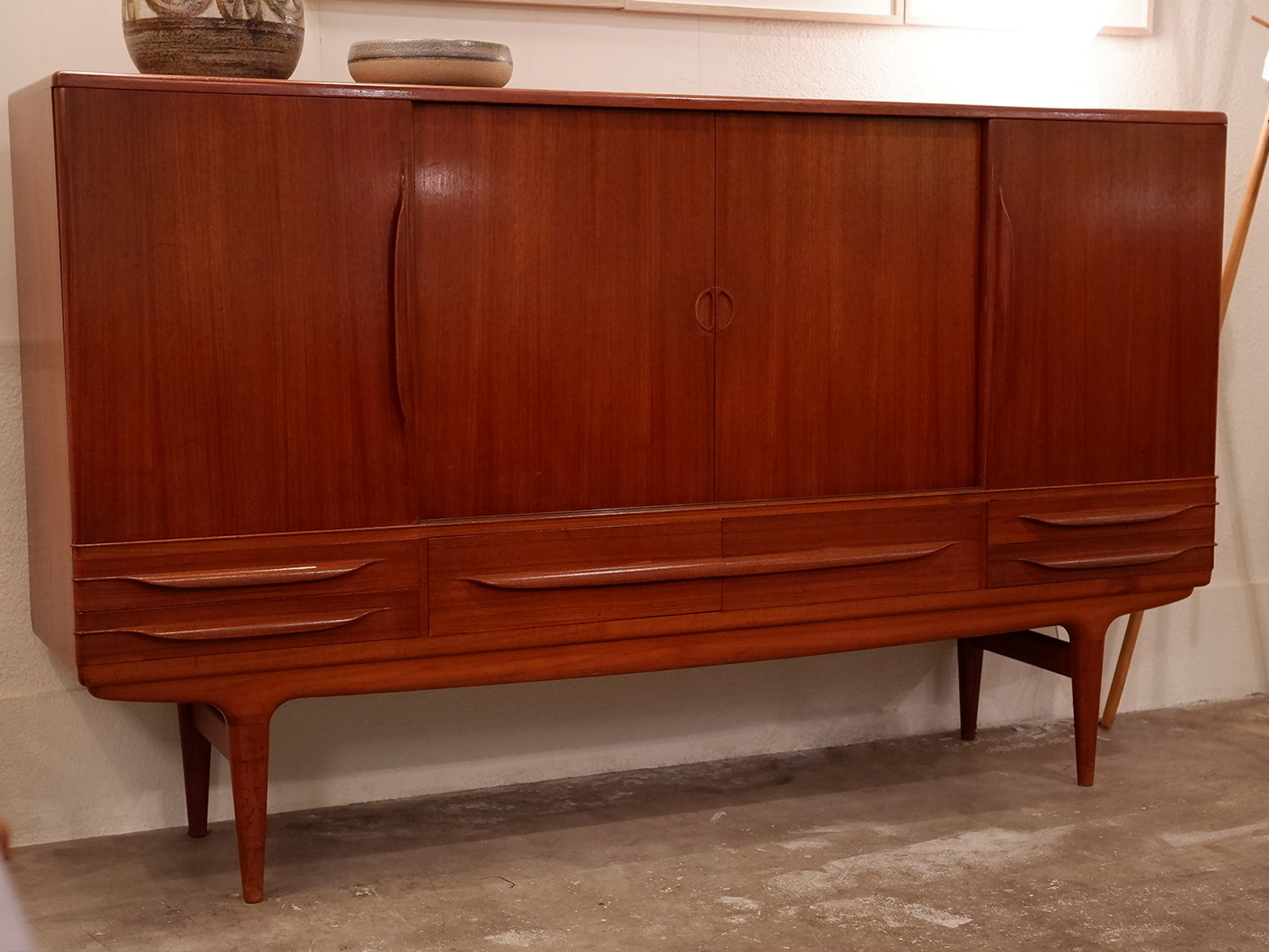 ○HighSideboard1
