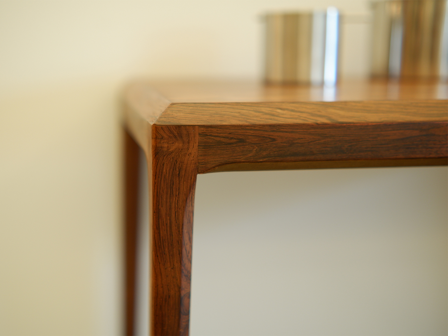 ○Sidetable2